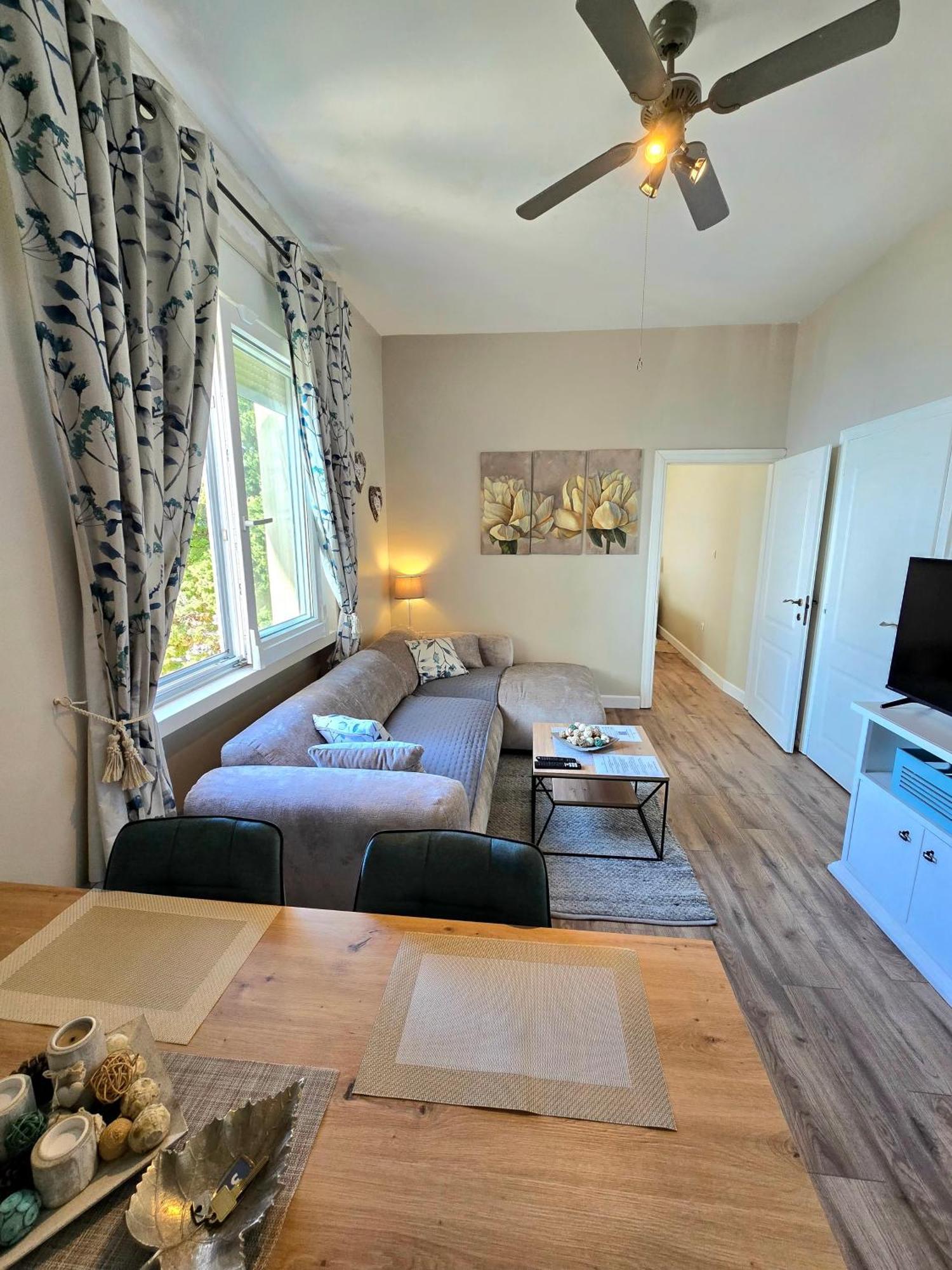 Apartments Suzy Сплит Екстериор снимка