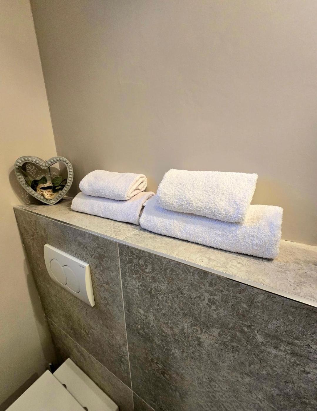 Apartments Suzy Сплит Екстериор снимка