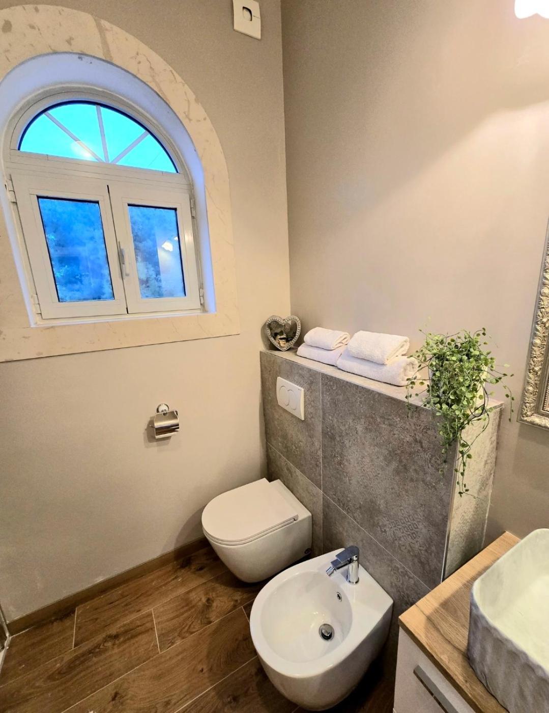 Apartments Suzy Сплит Екстериор снимка
